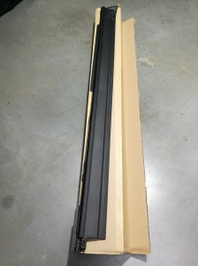 LISTWA, PRAWA STR., CZARNY CARBON 2566053 LB5B-S10154-AC5YZ9