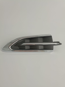 KRATKA BŁOTNIKA PRAWA CZARNA/CHROM KUGA CBS 2012-2020 GJ54-16C216-AC5YZ9 2014884