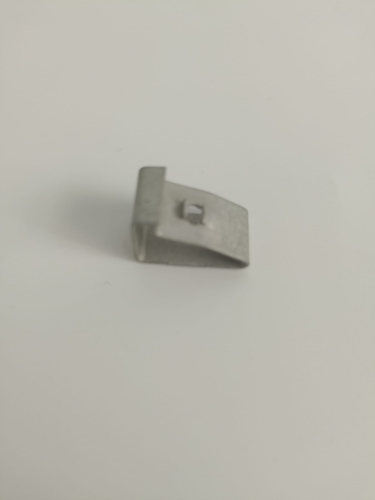 ZACISK DOKŁADKI DOLNEJ ZDERZAKA KUGA MONDEO W710754-S439 4698567