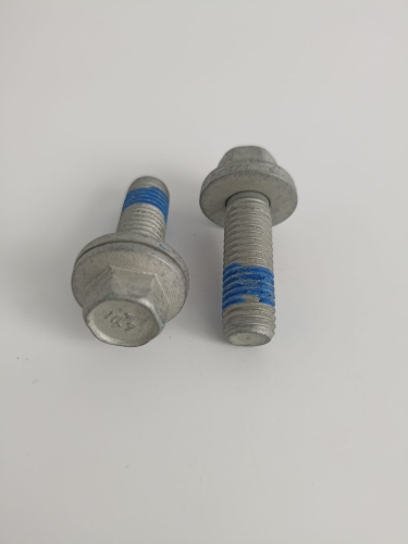 ŚRUBA M12 X 38MM TARCZ I ZACISKÓW HAMULCOWYCH W715624-S439 1755696