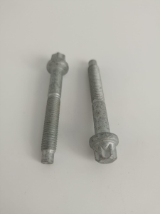 ŚRUBA DWUSTRONNA M8 X 59MM UCHWYTU WTRYSKIWACZA PALIWA 1.4 1.5 1.6 TDCI AV6Q-9T506-AA 1685783