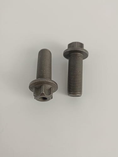 ŚRUBA M10 X 28MM KOŁA ZAMACHOWEGO 1.5 1.6 ECOBOOST AV61-6379-AA 1685832