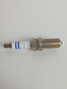 ŚWIECA ZAPŁONOWA FORD 2.5 DURATEC MONDEO MK4 KUGA MK1 6M5J-12405-AA 1505812
