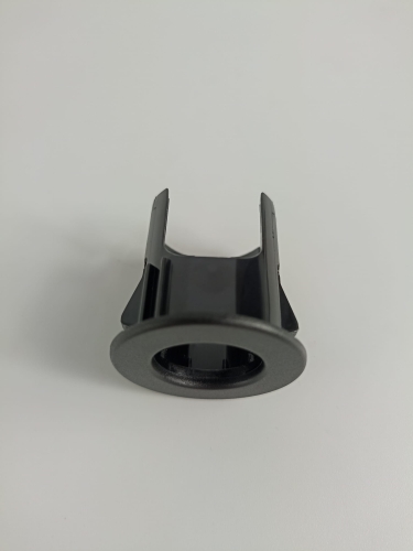 KOSZYK CZUJNIKA PARKOWANIA PRZÓD / TYŁ AM5T-15K870-BBXUAA 1906080