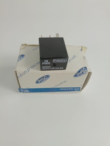 PRZEKAŹNIK ELEKTRYCZNY 40 AMP, 5 ZŁĄCZY 8T2T-14B192-BA 4854235