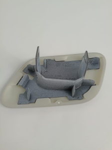 ZAŚLEPKA SPRYSKIWACZA REFLEKTORA PRAWY PRZÓD KUGA MK2 CV44-13L018-ACXWAA 1835777