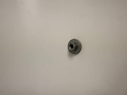 NAKRĘTKA I PODKŁADKA ZAWIASU MASKI M8 TRANSIT W716409-S442 5230267