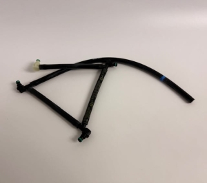 PRZEWÓD PRZELEWOWY WTRYSKIWACZY 1.4 TDCI FIESTA MK7 7V2Q-9K022-AA 1552402