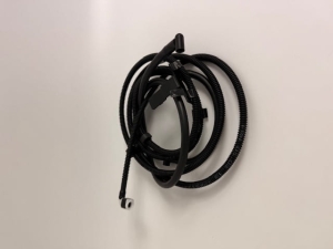 PRZEWÓD ELASTYCZNY SPRYSKIWACZA SZYBY PRZEDNIEJ FOCUS MK3 2011-2019 F1EB-17K605-AC 2076009