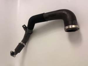 PRZEWÓD INTERCOOLERA FIESTA MK8 / TRANSIT COURIER 1.0 ECOBOOST H1B1-6C646-AB 2239044