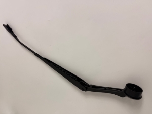 RAMIĘ WYCIERACZKI LEWE PRZEDNIE MONDEO MK5 2014-2022 DS73-17527-AD 2410762