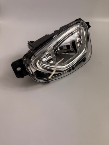 HALOGEN PRAWY Z ŻARÓWKĄ H8 KUGA MK3 LJ6B-15A254-AC 2431940