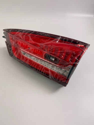 LAMPA TYLNA PRAWA MONDEO MK5 KOMBI JS7B-13A602-CF 2417576