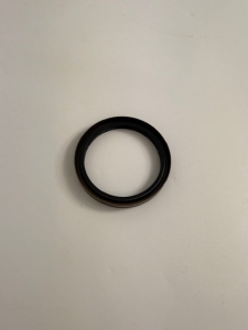 USZCZELNIACZ PÓŁOSI PRAWEJ SKRZYNI MMT6 CV6R-3K169-ACA 1788835