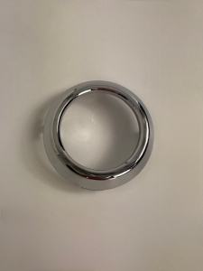 RAMKA HALOGENU CHROM KUGA MK1 2008-2012 8V41-15B200-AA 1494290