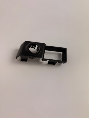 KOSZYK CZUJNIKA PARKOWANIA LEWY PRZÓD FOCUS MK4 JX7T-15K873-HB 2382333