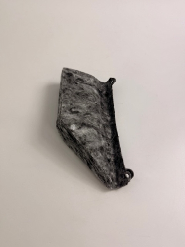 WYGŁUSZENIE TYLNEJ PRAWEJ STRONY BAGAŻNIKA KUGA MK3 LJ6B-S27786-AB 2378898