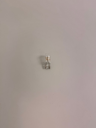 ŻARÓWKA OŚWIETLENIA SCHOWKA 72GB-13464-AA 1505480