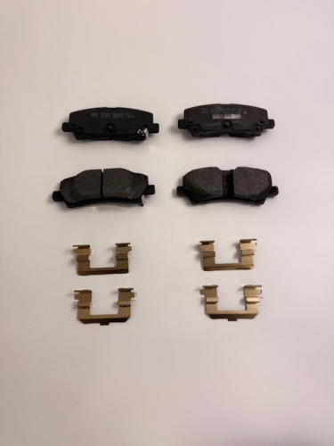 ZESTAW KLOCKÓW HAMULCOWYCH TYŁ MUSTANG GR3C-2M008-DB 2111330