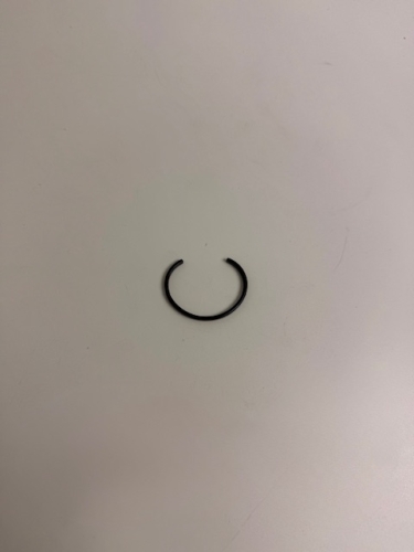 ZABEZPIECZENIE/SPINKA PÓŁOSI STRONA WEWNĘTRZNA MUSTANG FR33-4B422-AA 1943296