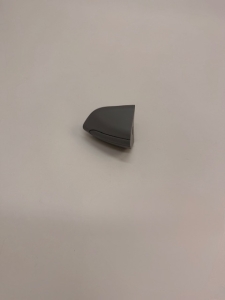 ZAŚLEPKA KLAMKI ZEWNĘTRZNEJ PRAWEJ GS73-F218A14-AAXWAA 2092851