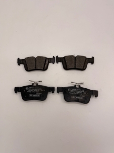 KLOCKI HAMULCOWE TYLNE MOTORCRAFT KUGA MK2 2012-2020 MEMV6J-2M008-A1A 2600774