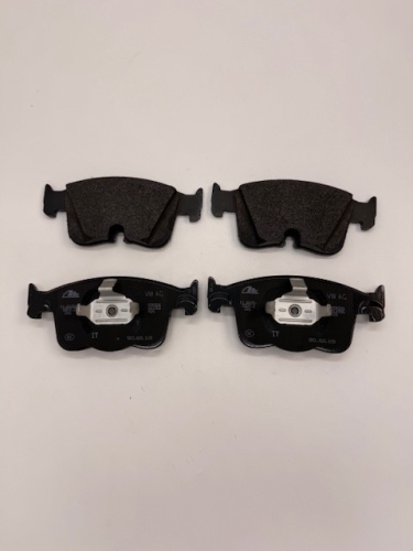 KLOCKI HAMULCOWE PRZEDNIE DO 16 CALOWYCH TARCZ TRANSIT CONNECT 2022- VWN3CA-2D390-HA2639694