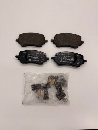 KLOCKI HAMULCOWE PRZEDNIE MOTORCRAFT PUMA 2020- MEL1TJ-2K021-AA 2689667