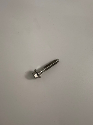 ŚRUBA M8 X 40MM KOLEKTORA DOLOTOWEGO W500311-S437 4697556