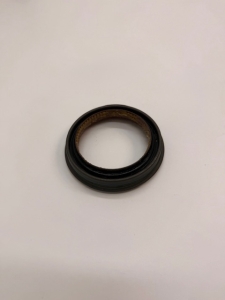 USZCZELNIACZ WAŁU NAPĘDOWEGO TYLNEGO TRANSIT 4C3W-1177-EA 5563805