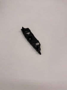 ŚLIZG PRAWY ZDERZAKA PRZÓD KUGA MK3 2020- LV4B-17D958-JD 2450951