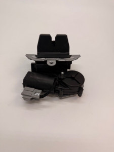 ZAMEK KLAPY BAGAŻNIKA MONDEO MK5 DS7A-N442A66-BE 2199411