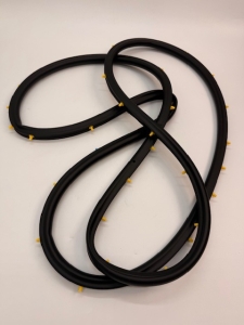 USZCZELKA DRZWI PRAWY TYŁ KUGA MK2 2012-2020 CJ54-S25324-AE 2010398