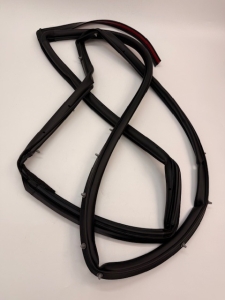 USZCZELKA DRZWI LEWY TYŁ FIESTA MK7 2008-2017 8A61-A253A11-AY 2054826