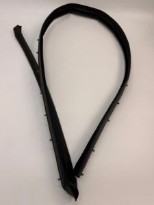 USZCZELKA PROGOWA LEWA PUMA L1TB-S20759-AB 2416846