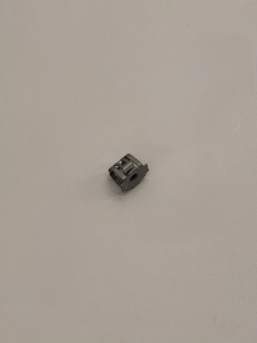 NAKRĘTKA M6 X 2.5-3 MM ŚLIZGU ZDERZAKA COURIER 2014- W715726-S439 5276877