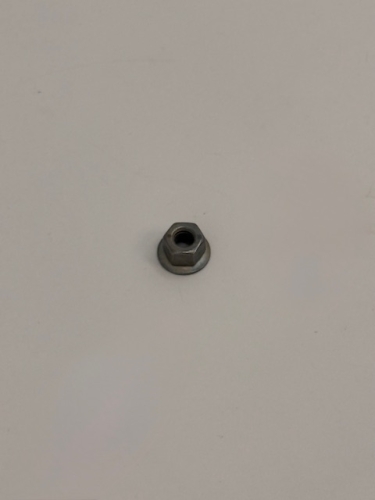 NAKRĘTKA M6 NADWOZIA W716298-S450 5189060