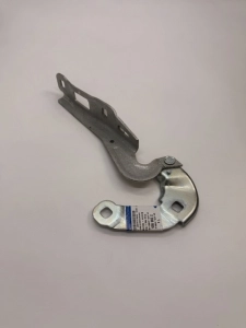 ZAWIAS MASKI PRAWY FOCUS JX7B-A16800-AA 2206955