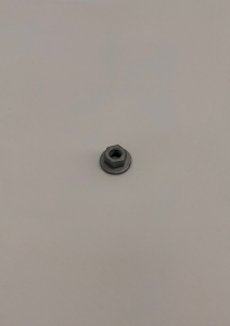 NAKRĘTKA M8 X 1.25 MM PRZEWODU FILTRA POWIETRZA W702524-S442 1382573