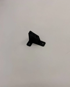 ODBÓJ PRAWY POKRYWY BAGAŻNIKA C-MAX FOCUS AM51-U439A00-AC 1705493