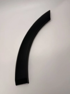 LISTWA NADKOLA PRAWY PRZÓD TRANSIT BK31-V278L00-AD5YZ9 2309282