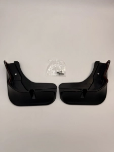 CHLAPACZE PRZÓD FOCUS AMJX7J-X16G574-CA 2339843