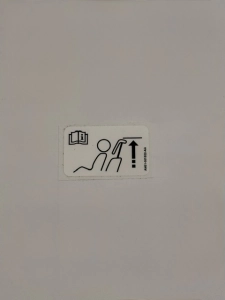 NAKLEJKA INFORMUJĄCA DZIAŁĄNIE ZAGŁÓWKÓW EDGE KUGA MONDEO CONNECT AM51-501B22-AA 1869526