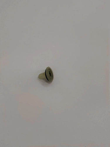 PRZELOTKA LAMP TYLNYCH YL84-13B519-AA 4105852