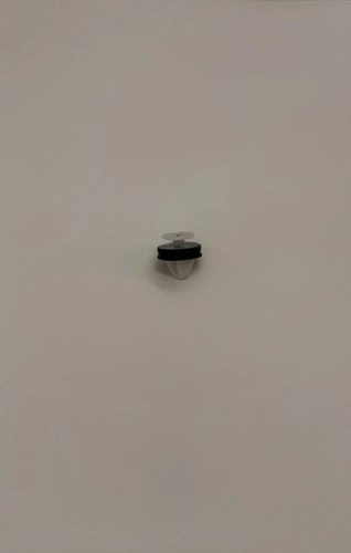 SPINKA 8.2 X 0.7-1 MM TAPICERKI DRZWI C-MAX W715789-S300 5179084