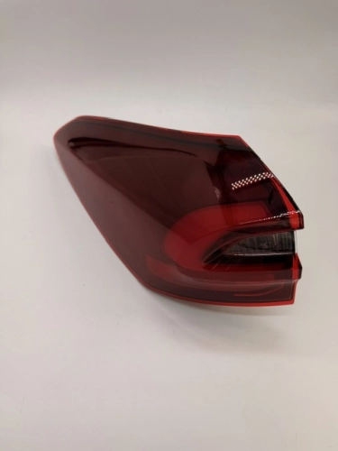LAMPA LEWY TYŁ FOCUS KOMBI NX7B-13405-HC 2651337