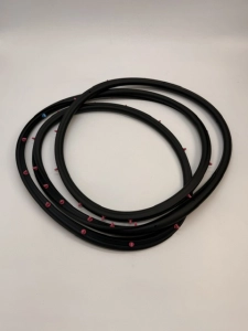 USZCZELKA DRZWI LEWY PRZÓD KUGA CJ54-S20531-AE 2010397