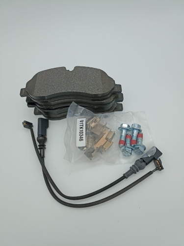 ZESTAW - KLOCKI HAMULCOWE, OKŁADZINA HAMULCÓW PRZÓD TRANSIT 2600764 MEMK2J-2K021-A1A