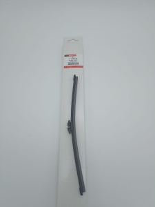 PIÓRO WYCIERACZKA TYLNA KUGA EXPLORER ECOSPORT FIESTA 2123318 GB5J-17402-AA